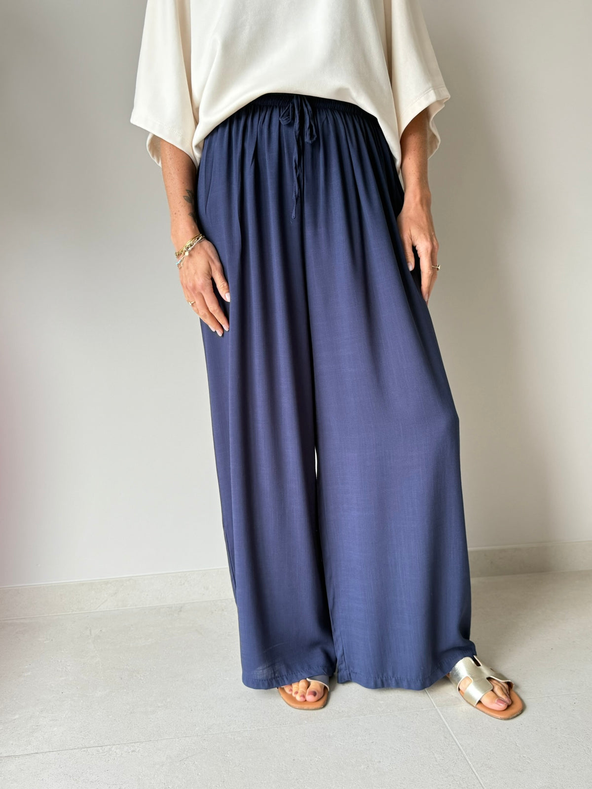 Amélie Pantalon Wide Fit Marineblauw